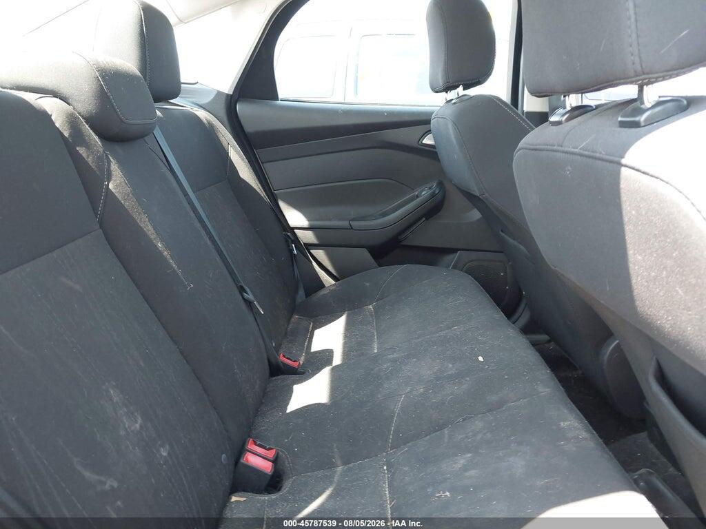 1FADP3F21GL303052 2016 FORD FOCUS photo no. 7
