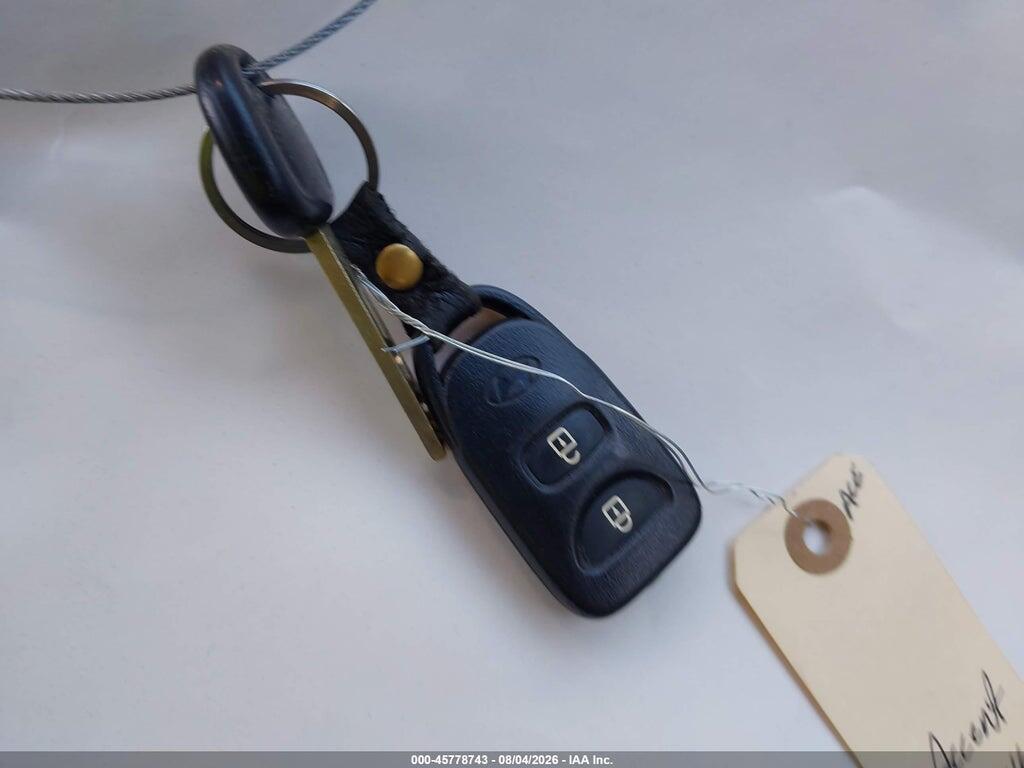 KMHCT4AE4GU011832 2016 HYUNDAI ACCENT photo no. 11