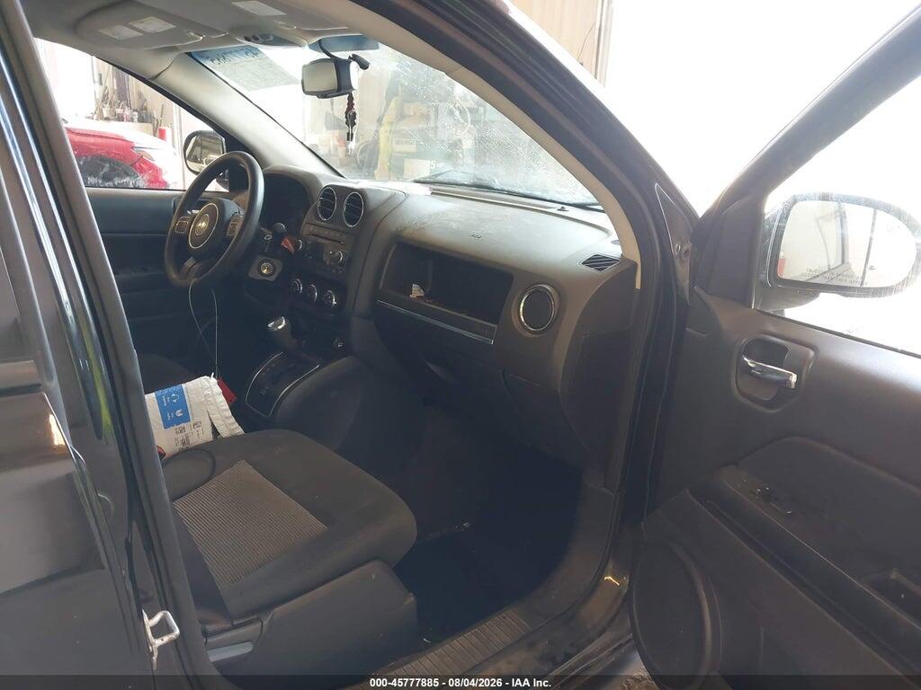 1C4NJDBBXGD638347 2016 JEEP COMPASS photo no. 5