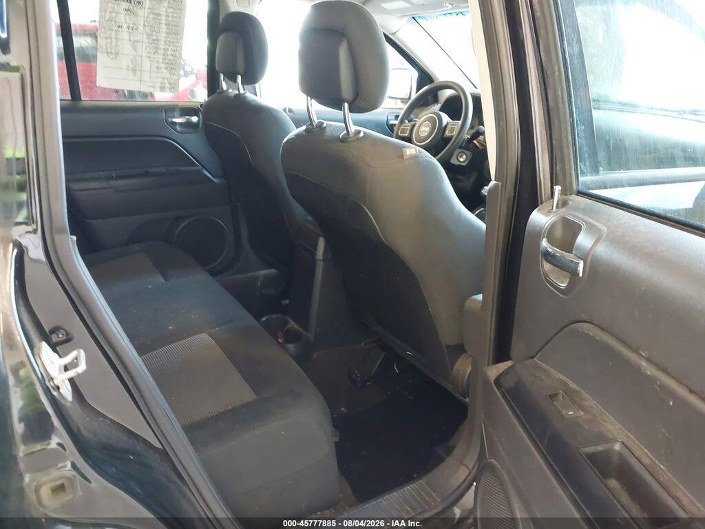 1C4NJDBBXGD638347 2016 JEEP COMPASS photo no. 8