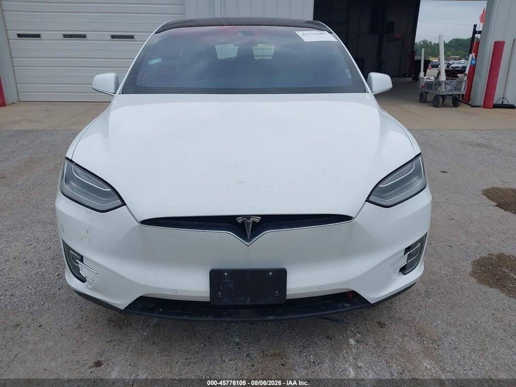 5YJXCAE25GF019063 2016 TESLA MODEL X photo no. 11