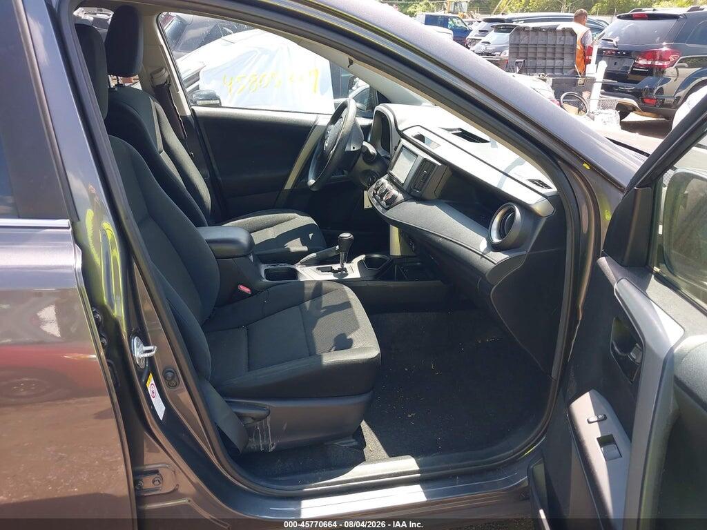 2T3ZFREV4GW282132 2016 TOYOTA RAV4 photo no. 5