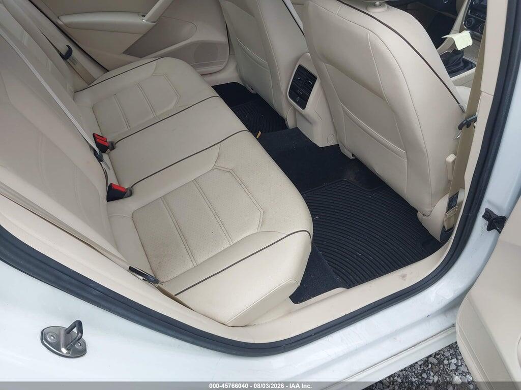 1VWBT7A30GC034687 2016 VOLKSWAGEN PASSAT photo no. 8