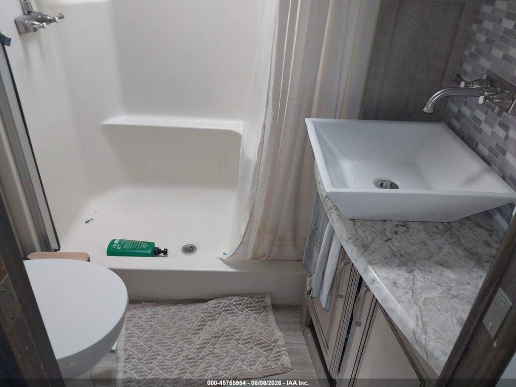 573F34328G1105391 2016 GRAND DESIGN SOLITUDE 43FT photo no. 11