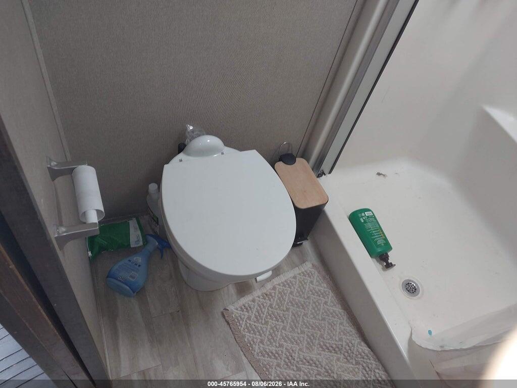 573F34328G1105391 2016 GRAND DESIGN SOLITUDE 43FT photo no. 12