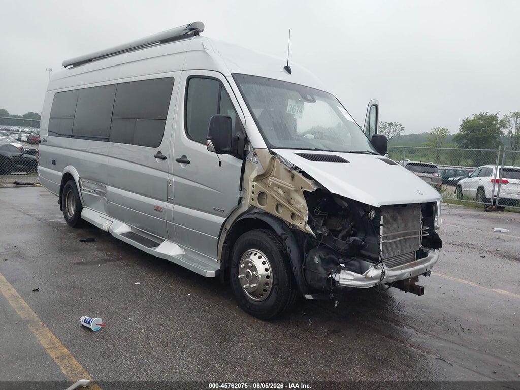 WDAPF4CC8GP185266 2016 MERCEDES-BENZ SPRINTER 3500 photo no. 11