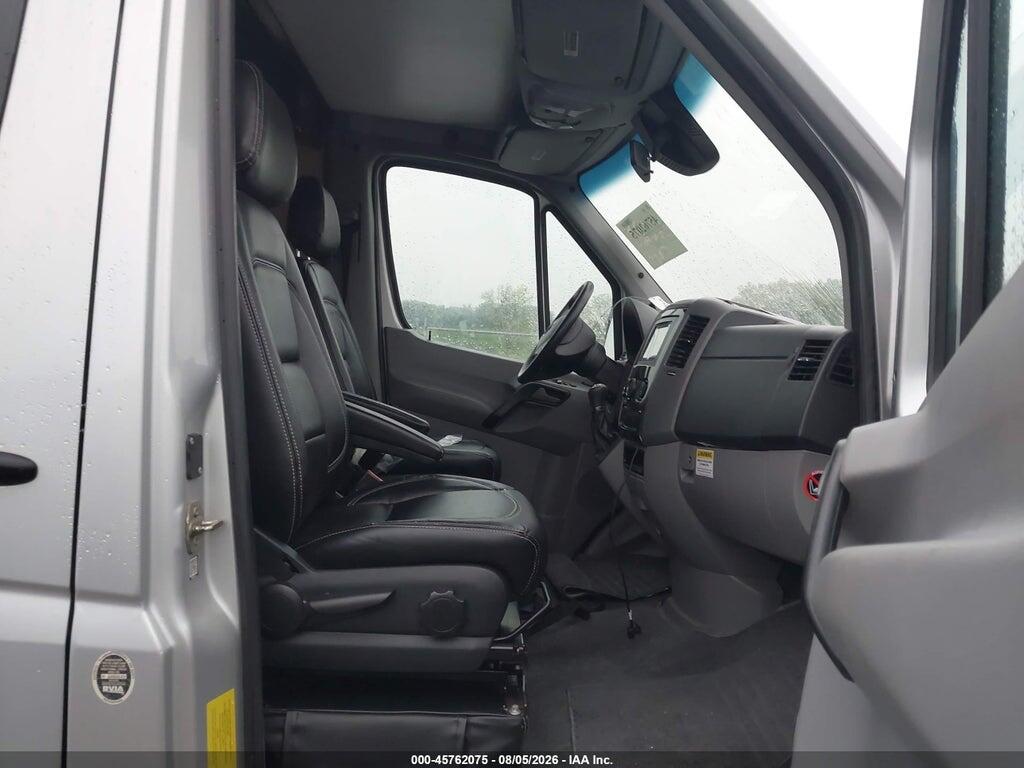 WDAPF4CC8GP185266 2016 MERCEDES-BENZ SPRINTER 3500 photo no. 12