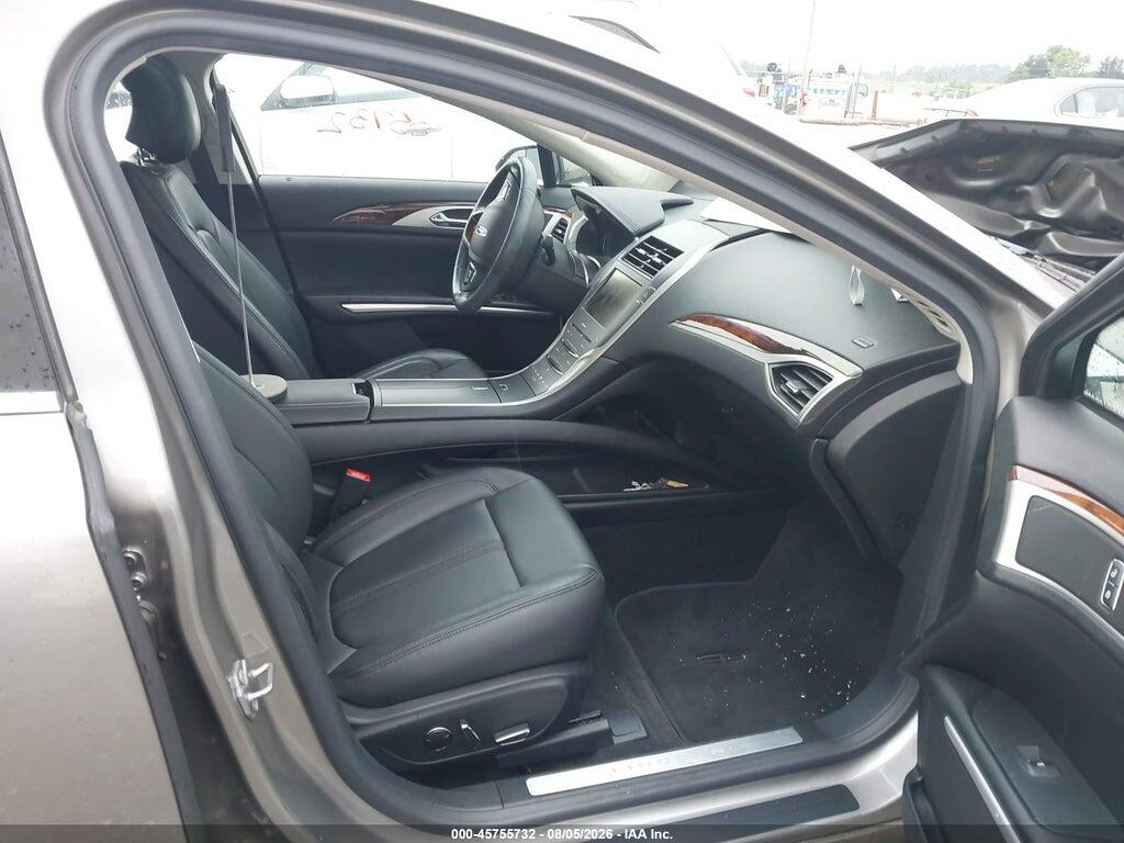 3LN6L2J94GR633665 2016 LINCOLN MKZ photo no. 5