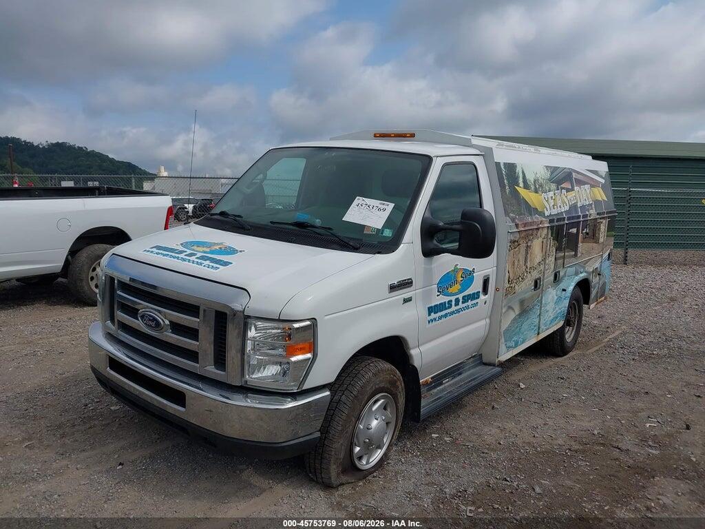 1FDWE3FL4GDC26717 2016 FORD E-350 CUTAWAY photo no. 2