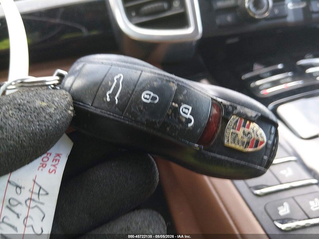 WP1AA2A23GKA15344 2016 PORSCHE CAYENNE photo no. 11