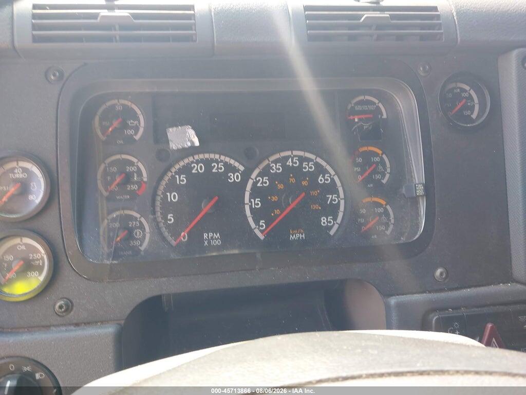 2016 FREIGHTLINER CASCADIA 113 3AKJGHDV4GSGU9622
