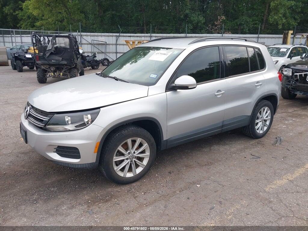 WVGAV7AX9HK042768 2017 VOLKSWAGEN TIGUAN photo no. 2