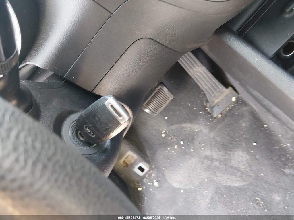 3KPFL4A73HE113643 2017 KIA FORTE photo no. 11