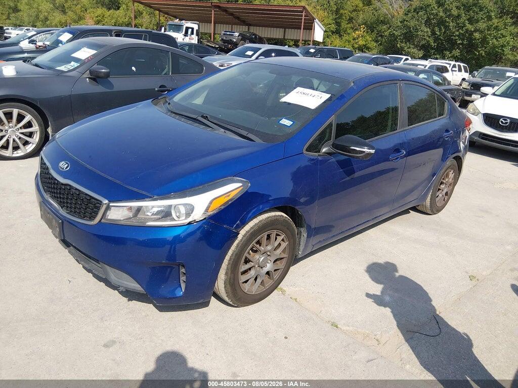 3KPFL4A73HE113643 2017 KIA FORTE photo no. 2