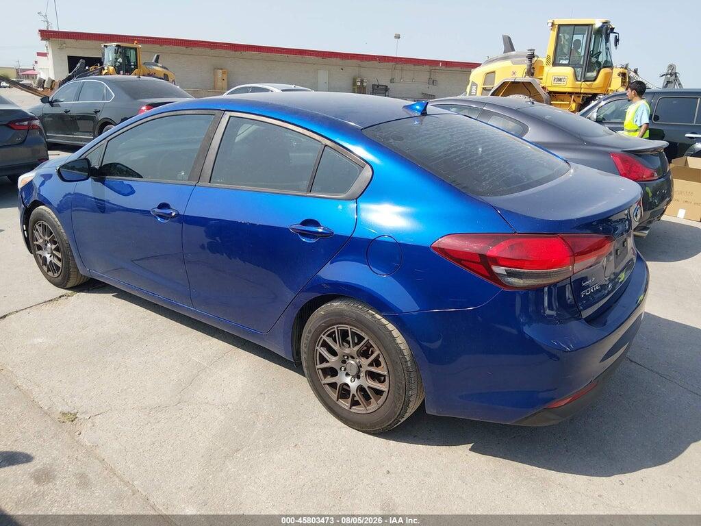 3KPFL4A73HE113643 2017 KIA FORTE photo no. 3
