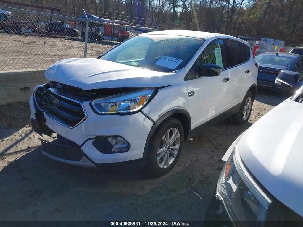 1FMCU0GD5HUC63126 2017 FORD ESCAPE photo no. 2