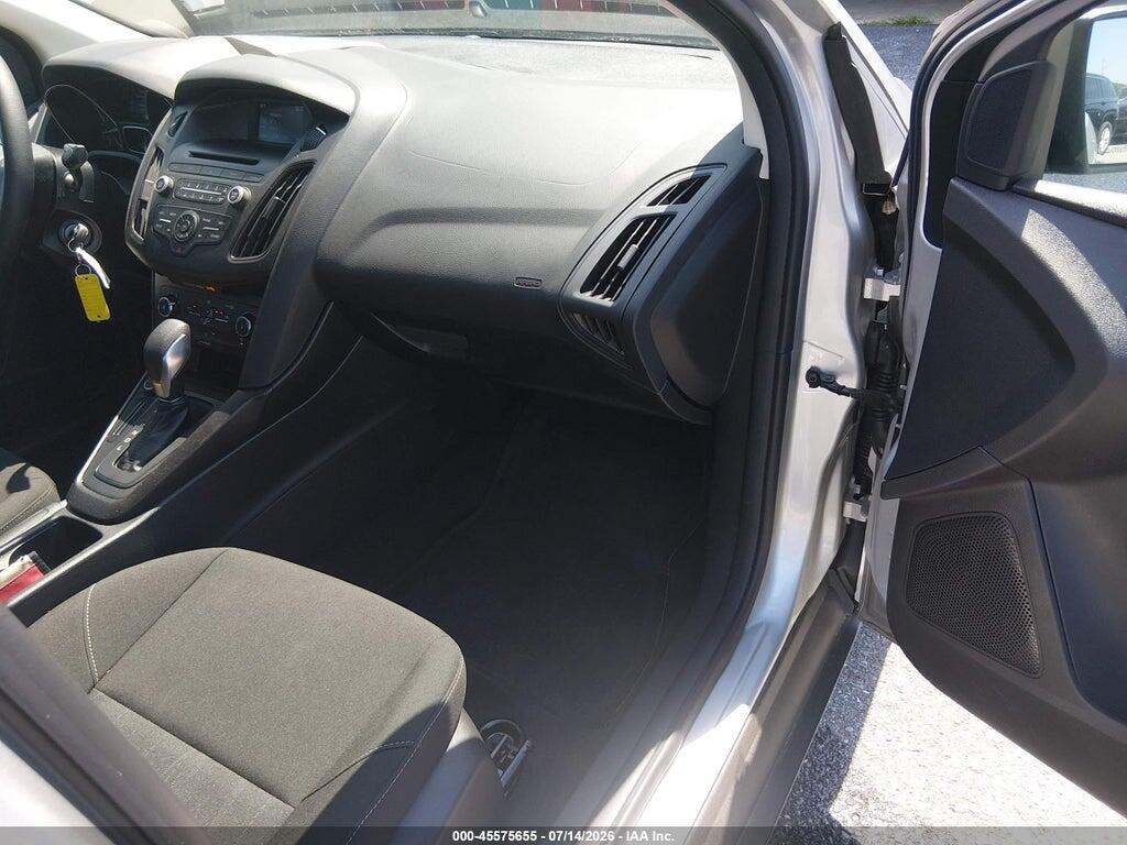 1FADP3F27HL320326 2017 FORD FOCUS photo no. 5