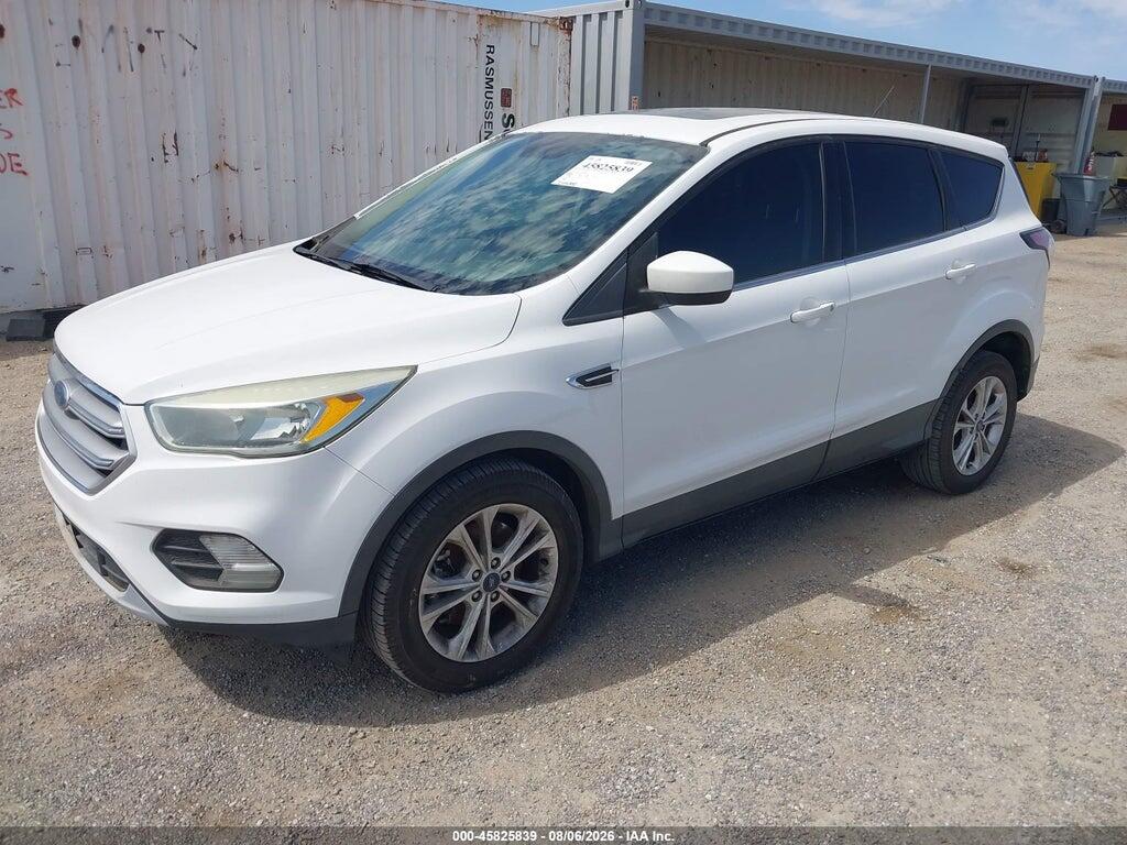 1FMCU0G91HUB04504 2017 FORD ESCAPE photo no. 2