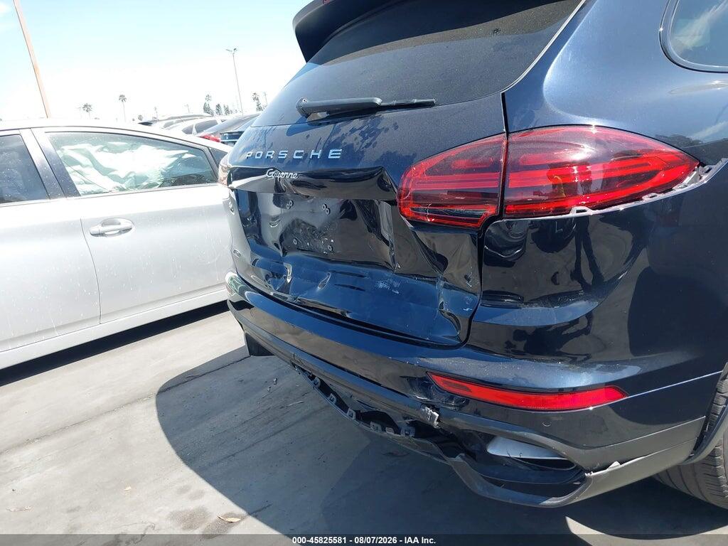 WP1AA2A26HKA91772 2017 PORSCHE CAYENNE photo no. 12