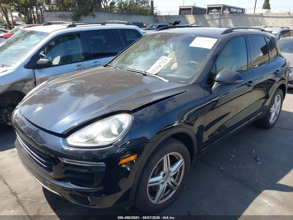 WP1AA2A26HKA91772 2017 PORSCHE CAYENNE photo no. 2