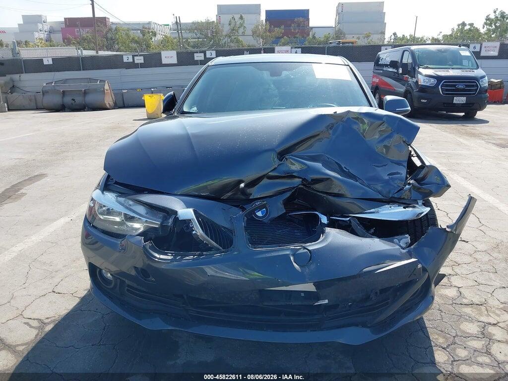 WBA8A9C55HK620478 2017 BMW 320I photo no. 12