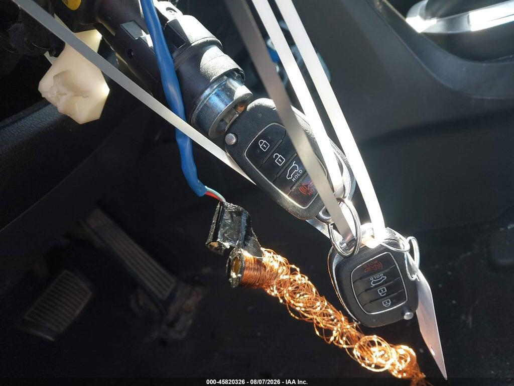 5XYZT3LB0HG435099 2017 HYUNDAI SANTA FE SPORT photo no. 11