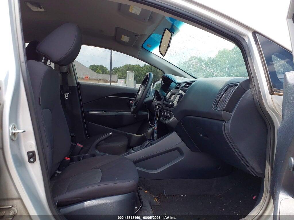 KNADM4A37H6013534 2017 KIA RIO photo no. 5
