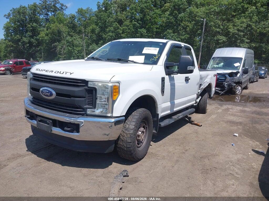 1FT7X2B65HEB16171 2017 FORD F-250 photo no. 2