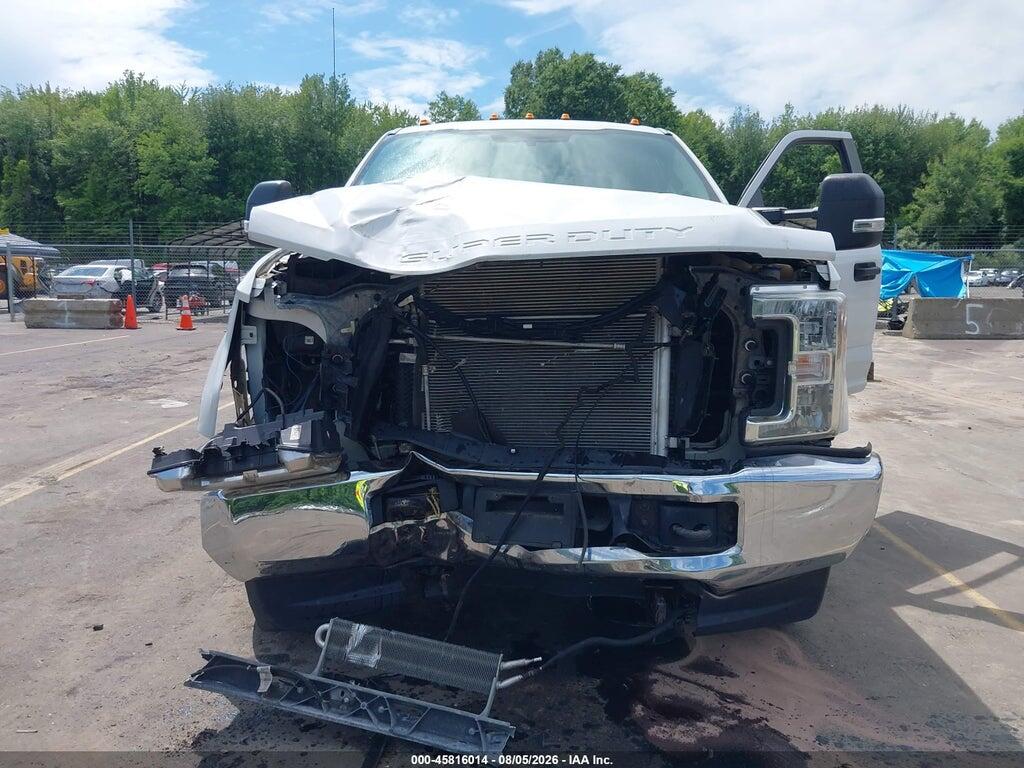 1FT8X3B64HEE77496 2017 FORD F-350 photo no. 11