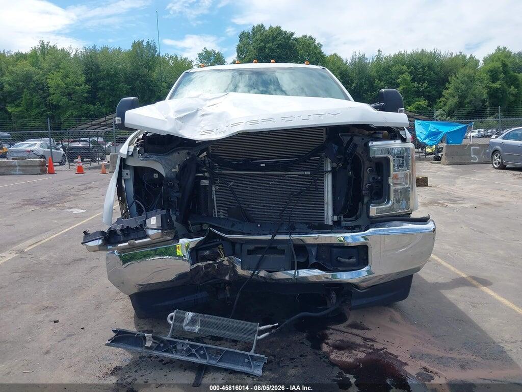 1FT8X3B64HEE77496 2017 FORD F-350 photo no. 12