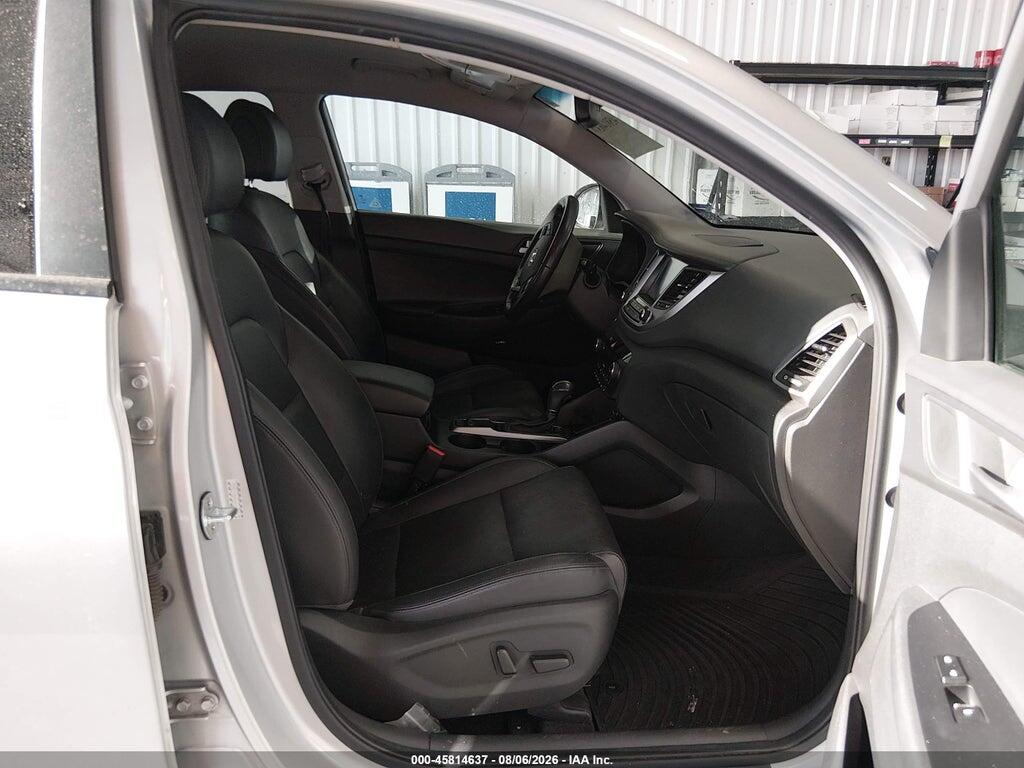 KM8J3CA22HU370539 2017 HYUNDAI TUCSON photo no. 5