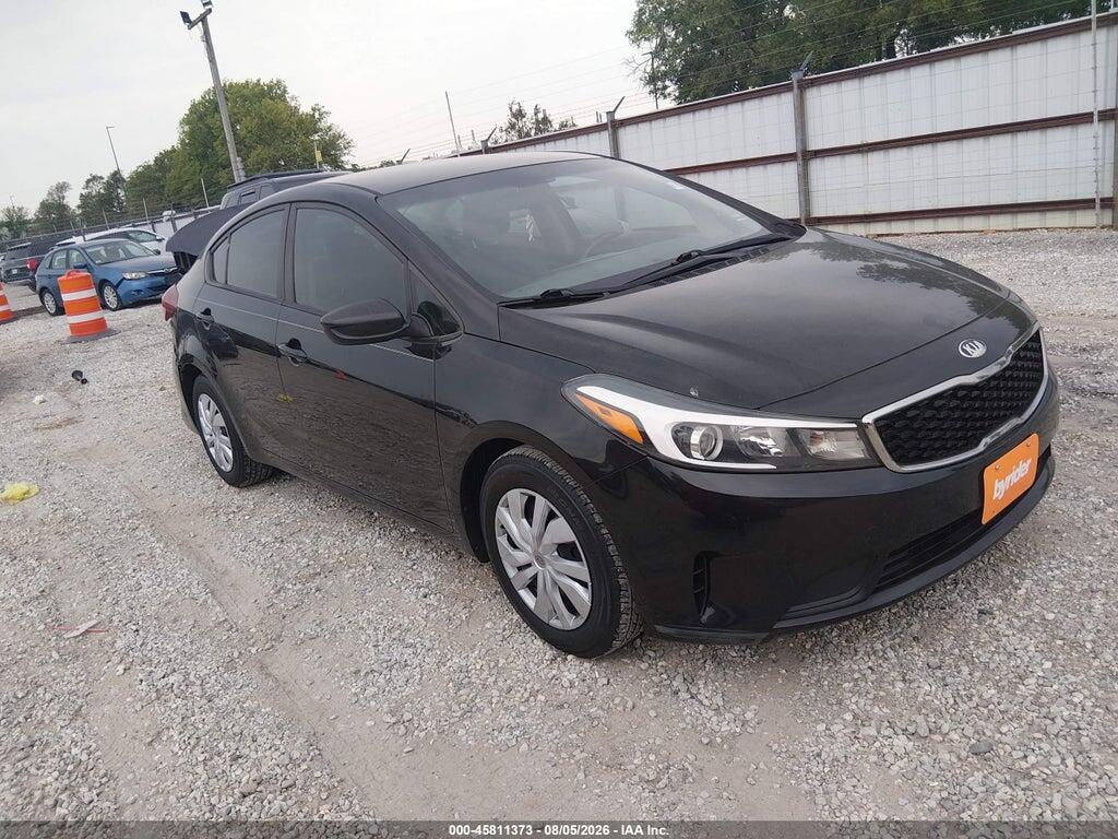 3KPFL4A70HE136961 2017 KIA FORTE photo no. 1