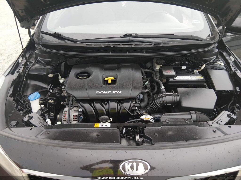 3KPFL4A70HE136961 2017 KIA FORTE photo no. 10