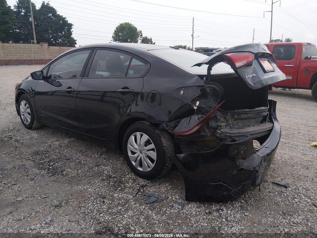 3KPFL4A70HE136961 2017 KIA FORTE photo no. 3