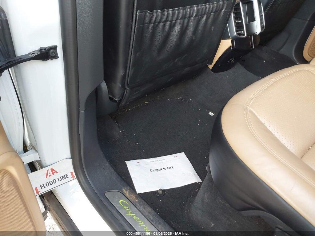 WP1AE2A24HLA75505 2017 PORSCHE CAYENNE E-HYBRID photo no. 12
