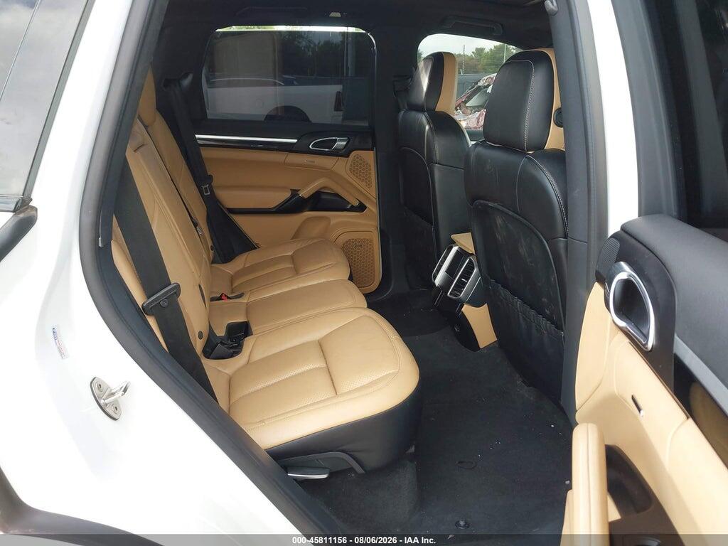 WP1AE2A24HLA75505 2017 PORSCHE CAYENNE E-HYBRID photo no. 8