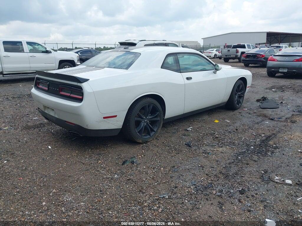 2C3CDZAG3HH665911 2017 DODGE CHALLENGER photo no. 4