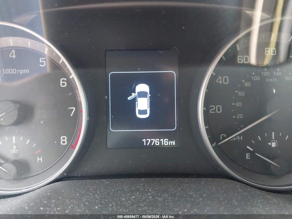 5NPD84LF4HH085683 2017 HYUNDAI ELANTRA photo no. 7