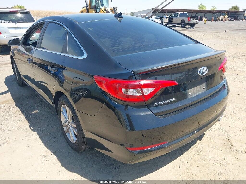 5NPE24AF4HH574402 2017 HYUNDAI SONATA photo no. 3