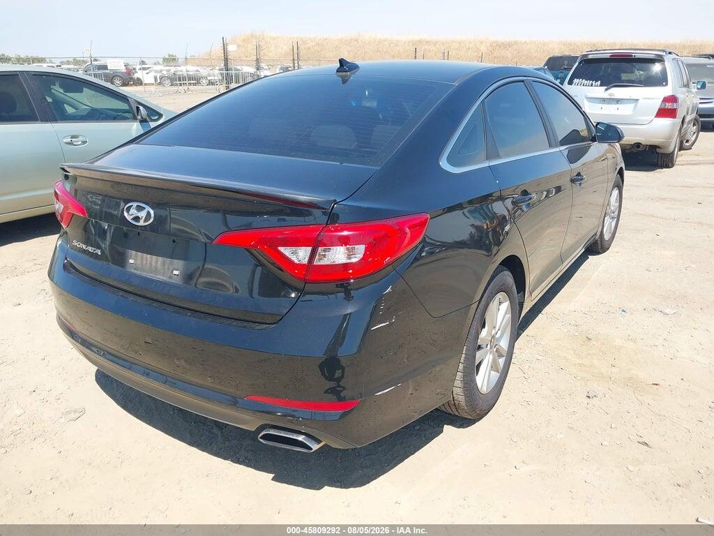 5NPE24AF4HH574402 2017 HYUNDAI SONATA photo no. 4