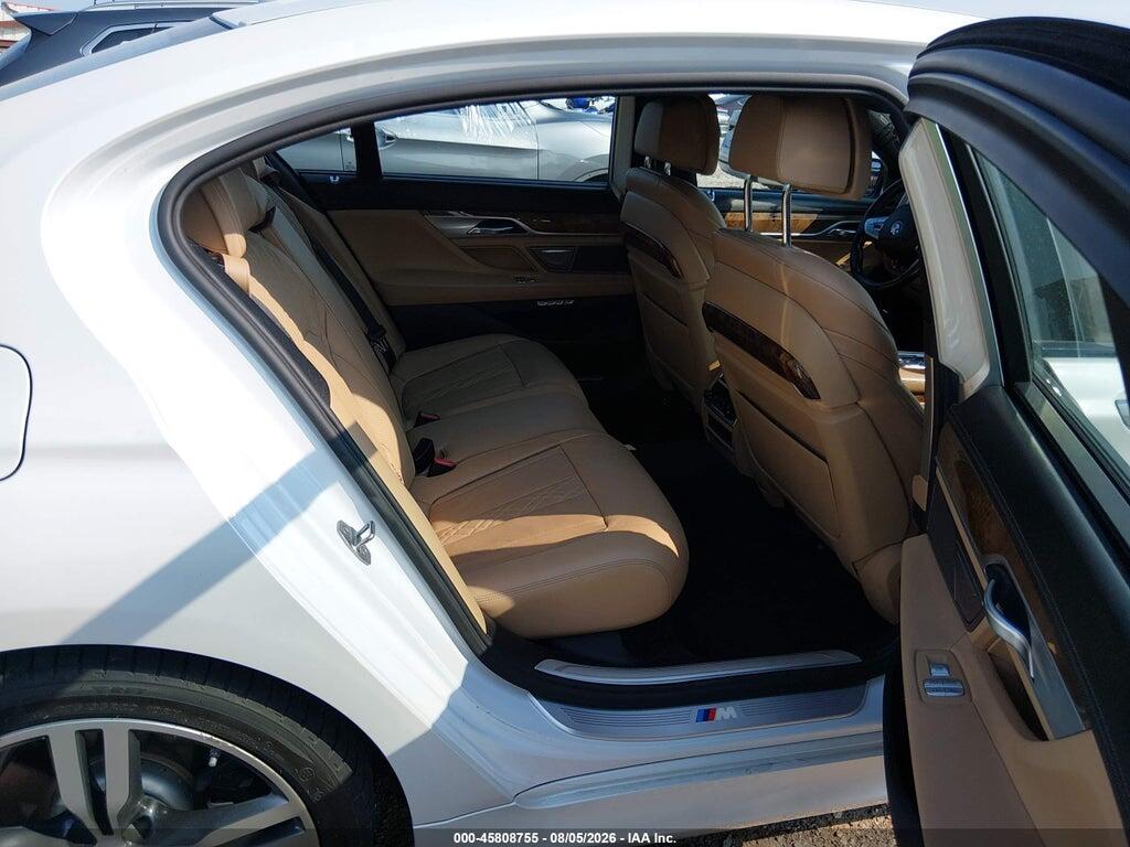 WBA7E4C57HGU99345 2017 BMW 740I photo no. 8
