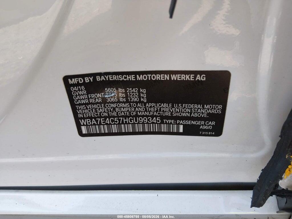 WBA7E4C57HGU99345 2017 BMW 740I photo no. 9