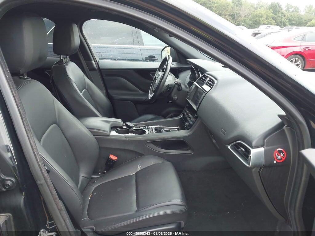 SADCJ2BV6HA489366 2017 JAGUAR F-PACE photo no. 5