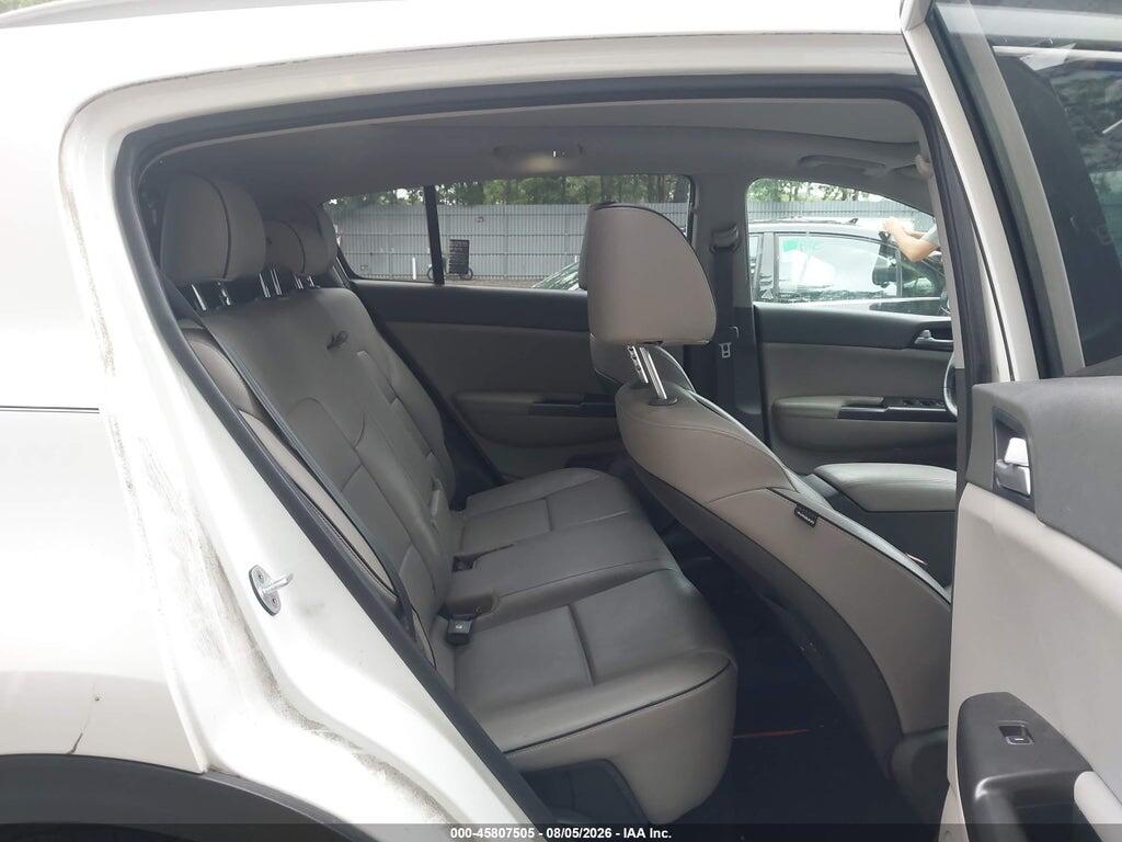 KNDPNCAC8H7055860 2017 KIA SPORTAGE photo no. 8