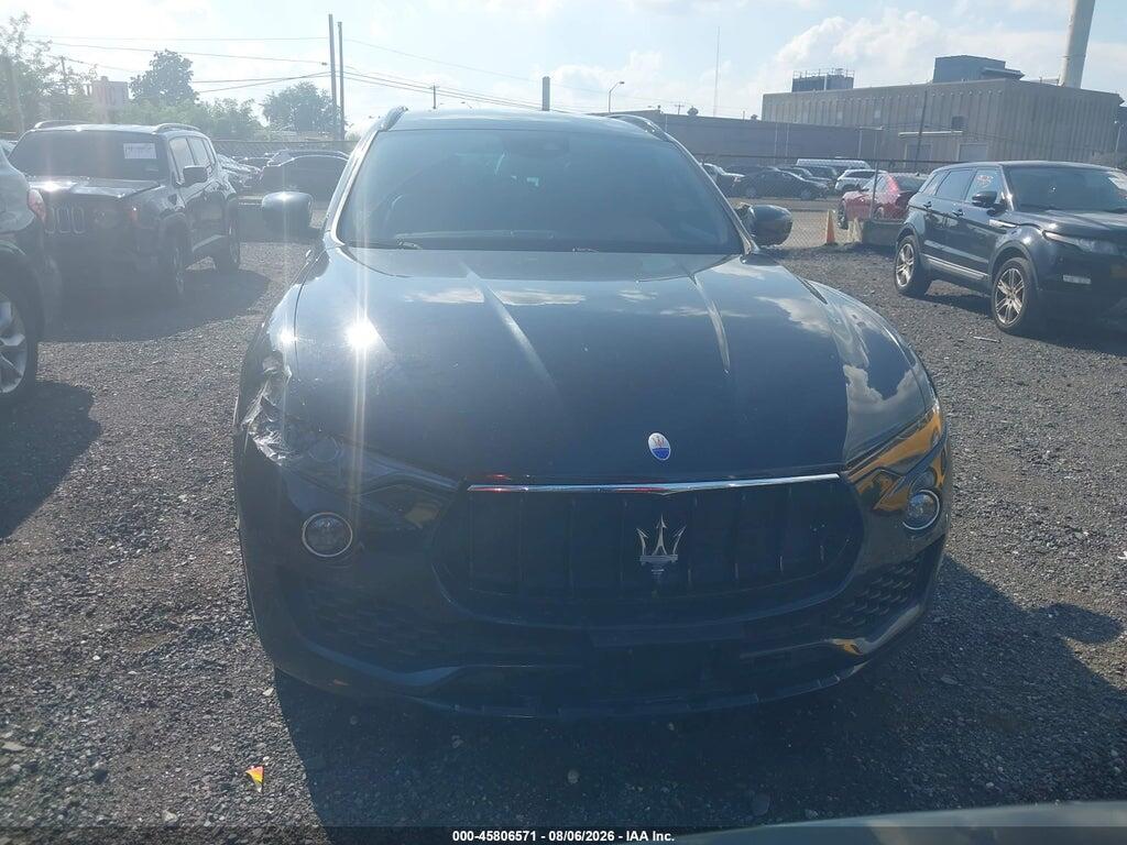 ZN661XUS6HX222586 2017 MASERATI LEVANTE photo no. 12