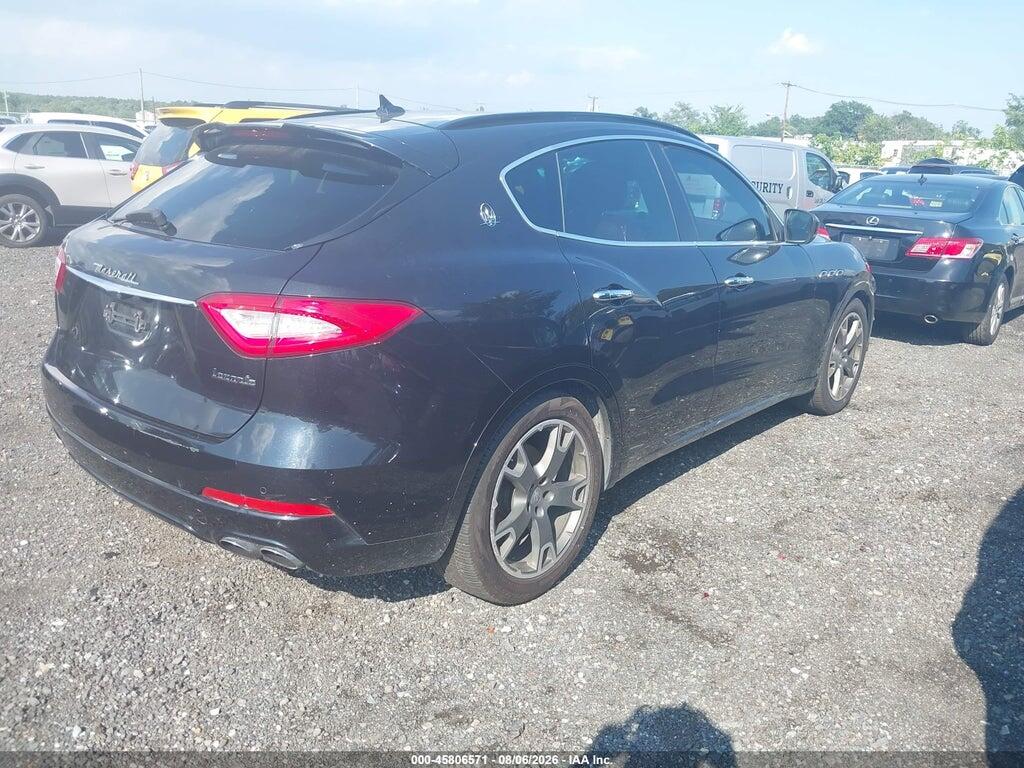 ZN661XUS6HX222586 2017 MASERATI LEVANTE photo no. 4