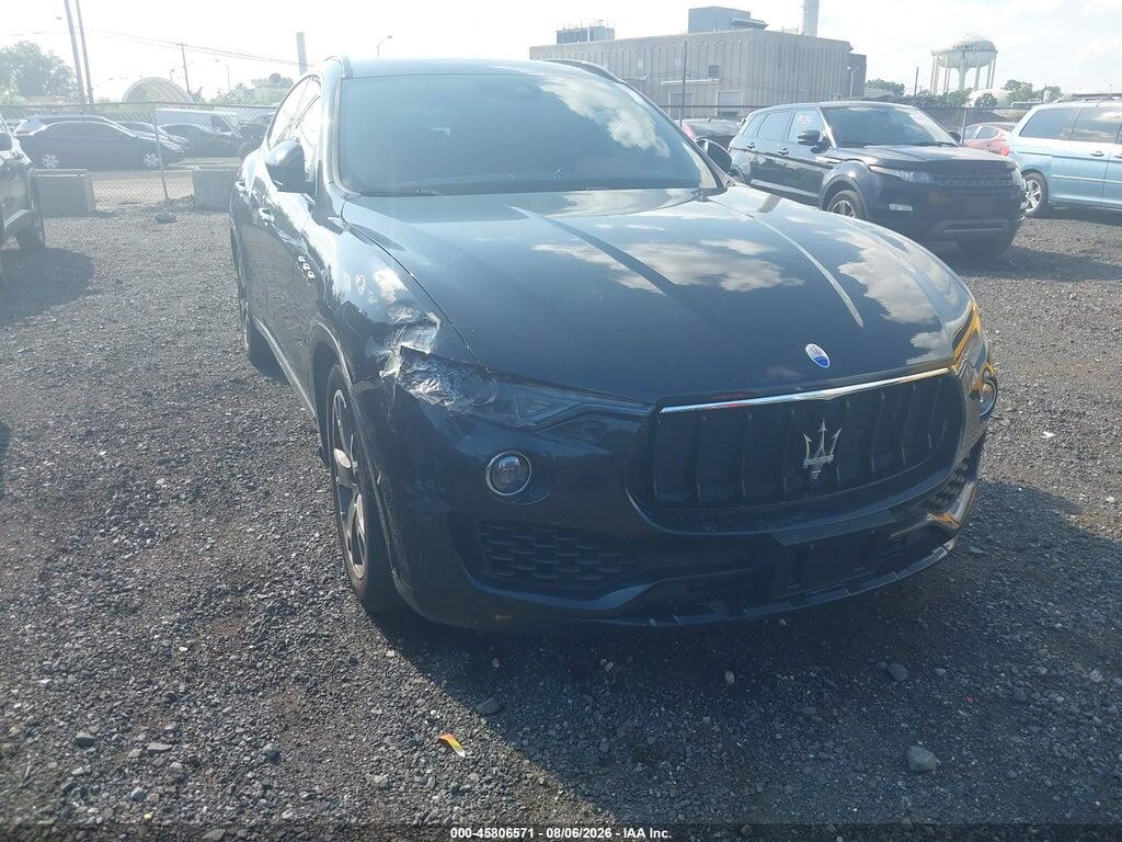 ZN661XUS6HX222586 2017 MASERATI LEVANTE photo no. 6