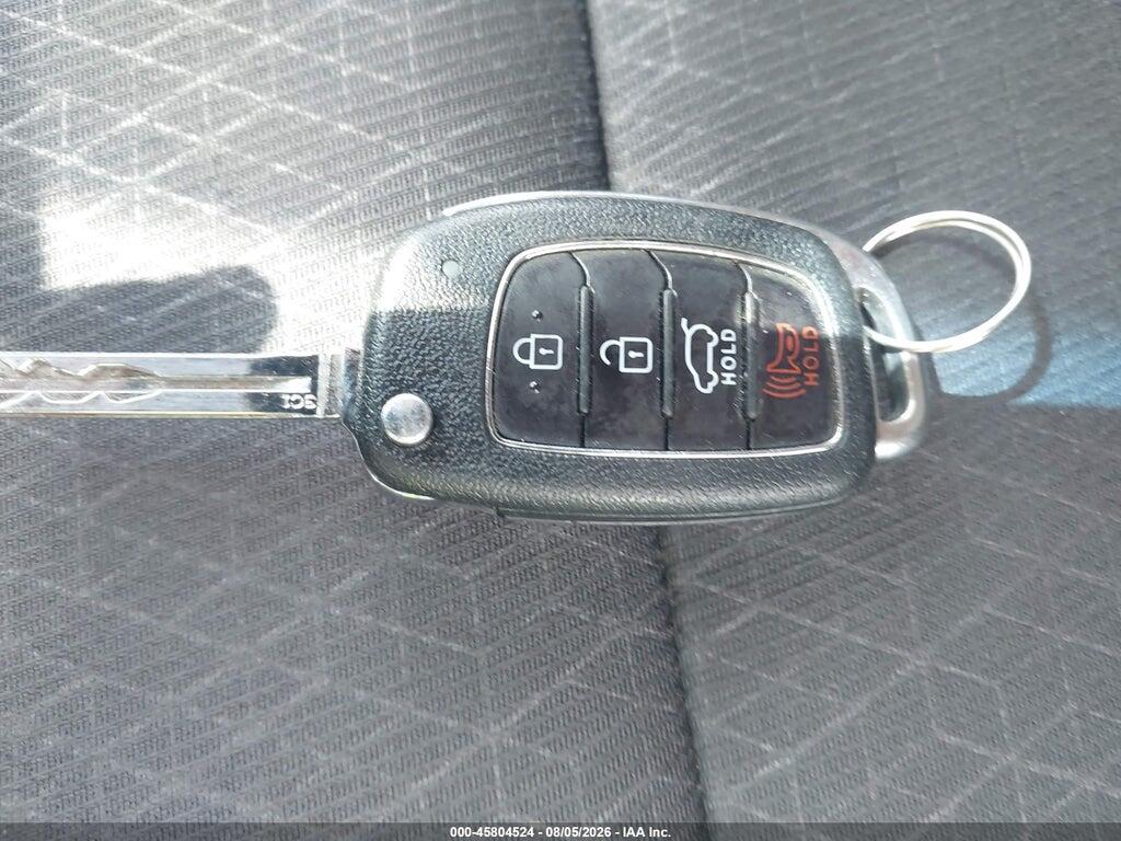 KM8J3CA45HU296339 2017 HYUNDAI TUCSON photo no. 11