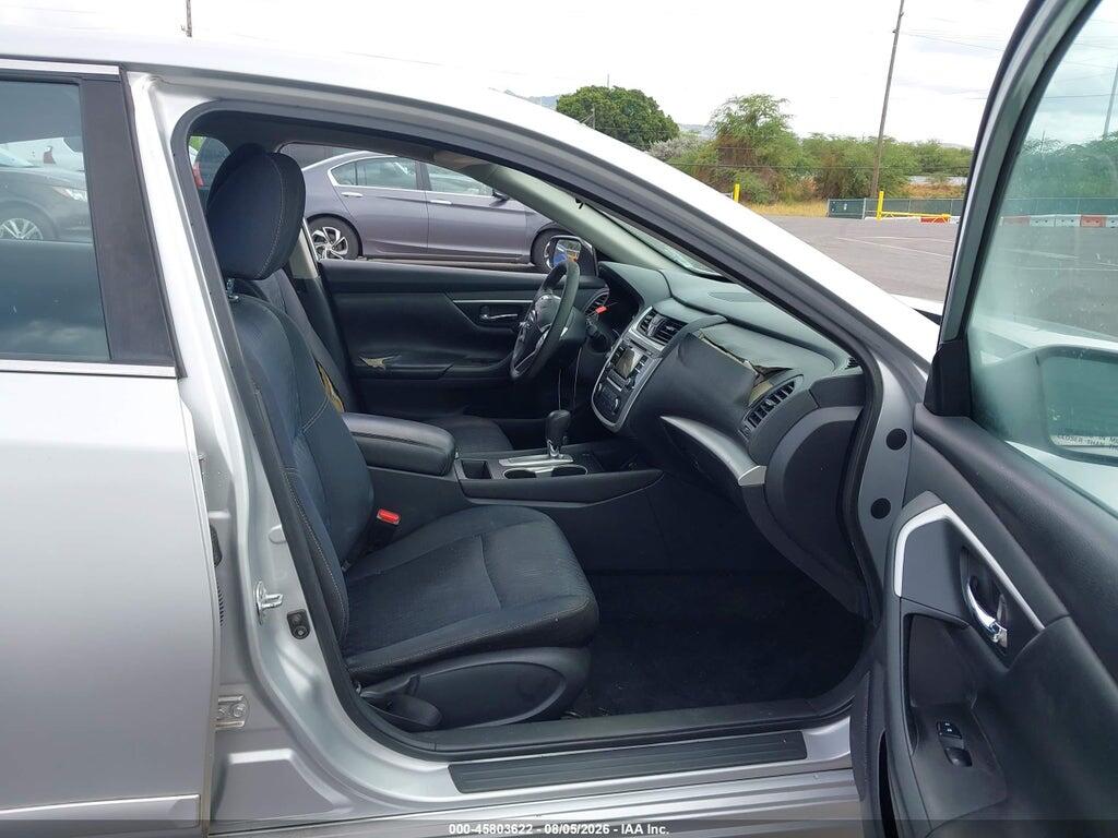 1N4AL3AP4HC213977 2017 NISSAN ALTIMA photo no. 5