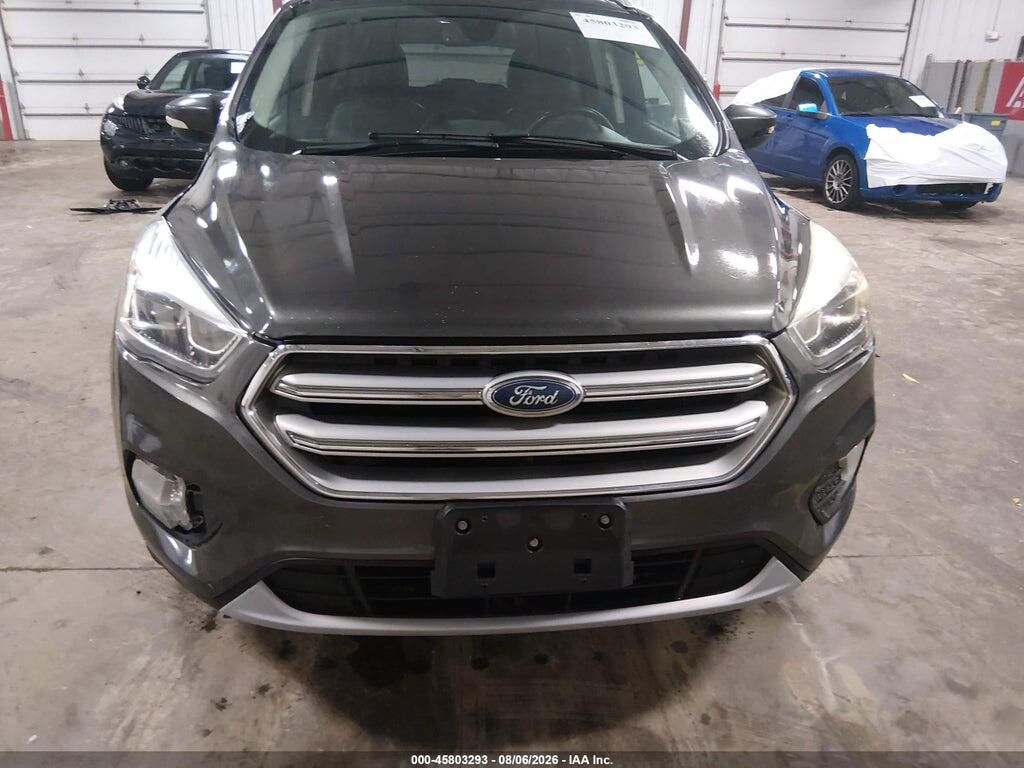 1FMCU9J90HUB22098 2017 FORD ESCAPE photo no. 12